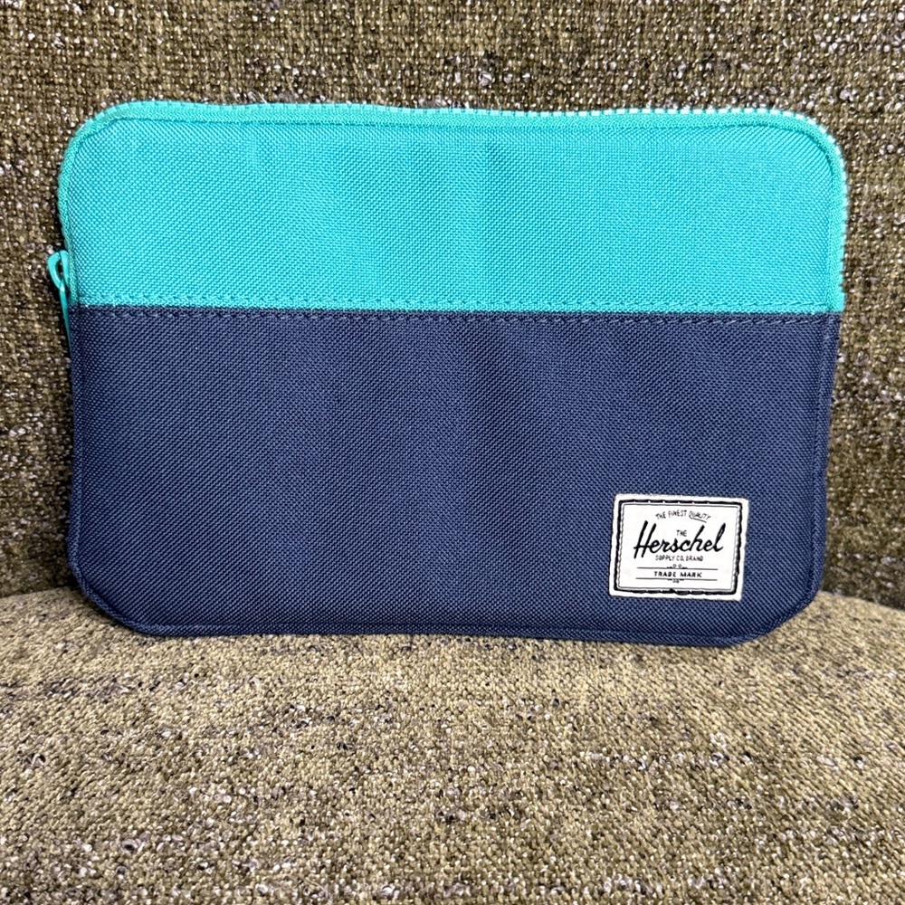 Herschel Supply Company Bag